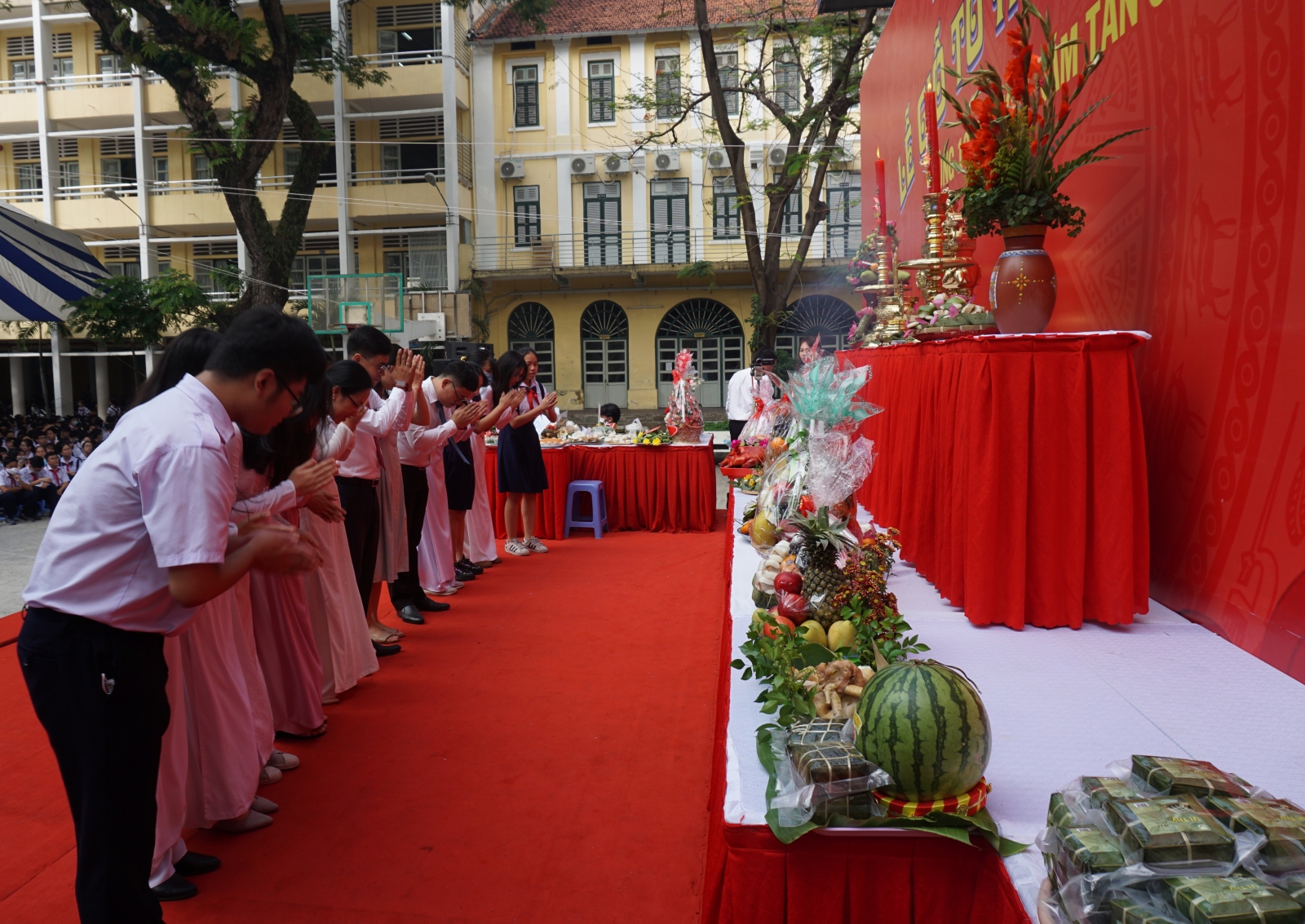 Trường học tổ chức Lễ giỗ Quốc tổ Hùng Vương: Để học sinh hướng về nguồn cội