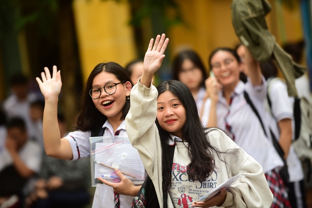 Bộ GD&ĐT tặng bằng khen cho 1.355 học sinh giỏi quốc gia