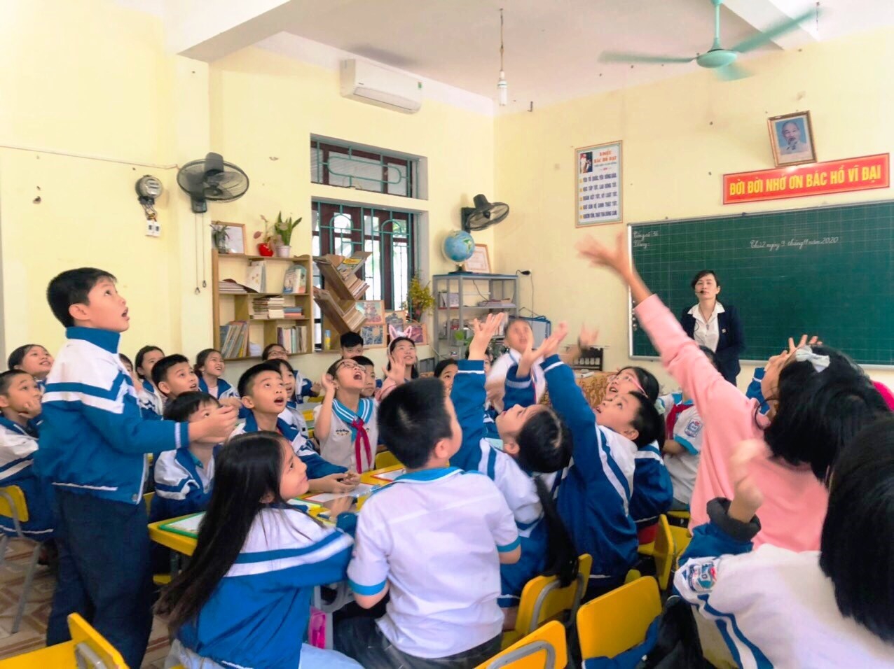 Lựa chọn SGK tại Hà Tĩnh: Các trường đã tập hợp ý kiến gửi lên Phòng GD - Ảnh minh hoạ 2