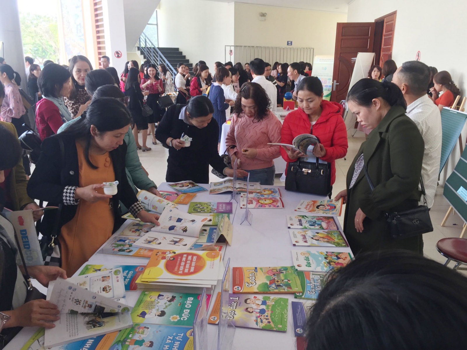 Quảng Nam: Công bố danh mục sách giáo khoa lớp 1, lớp 2 và lớp 6