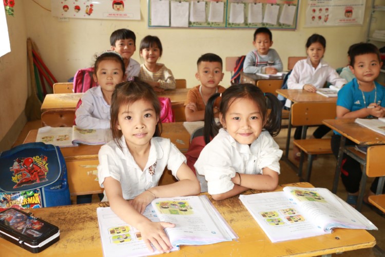 Mô hình trường tiểu học bán trú ở Nghệ An: Vừa triển khai, vừa chờ cơ chế