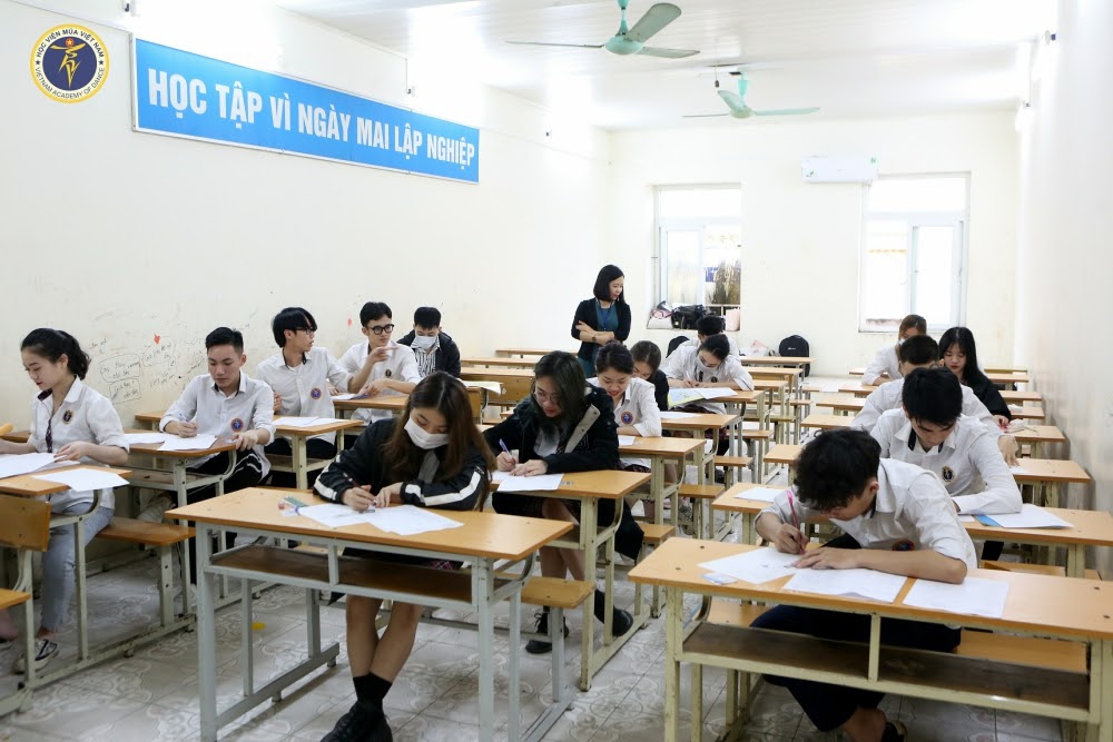 Nhà trường thiếu trách nhiệm, 325 học viên Học viện Múa không có bằng tốt nghiệp