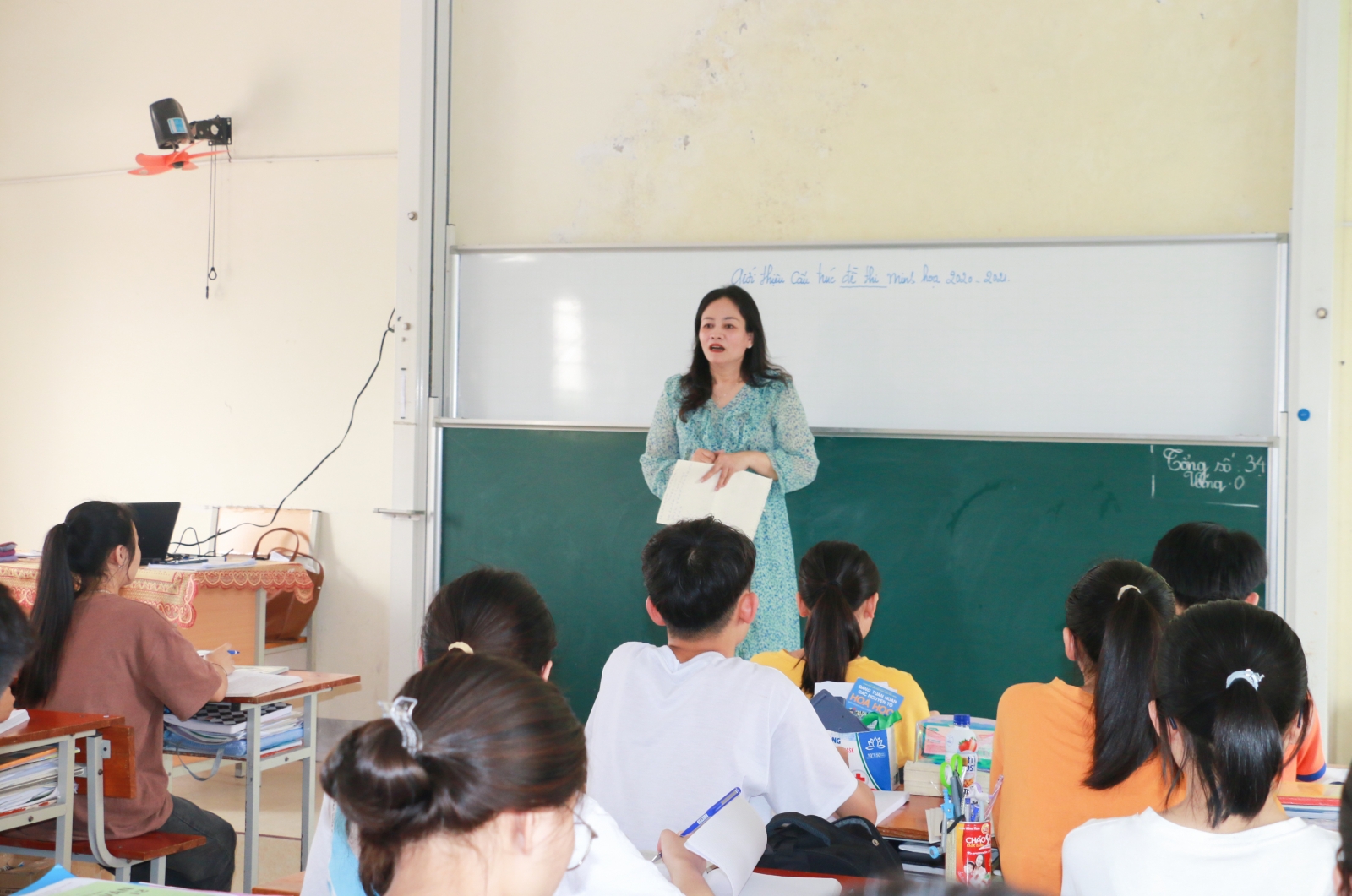 Nghệ An: Điều chỉnh kế hoạch ôn tập cho học sinh lớp 12 - Ảnh minh hoạ 2