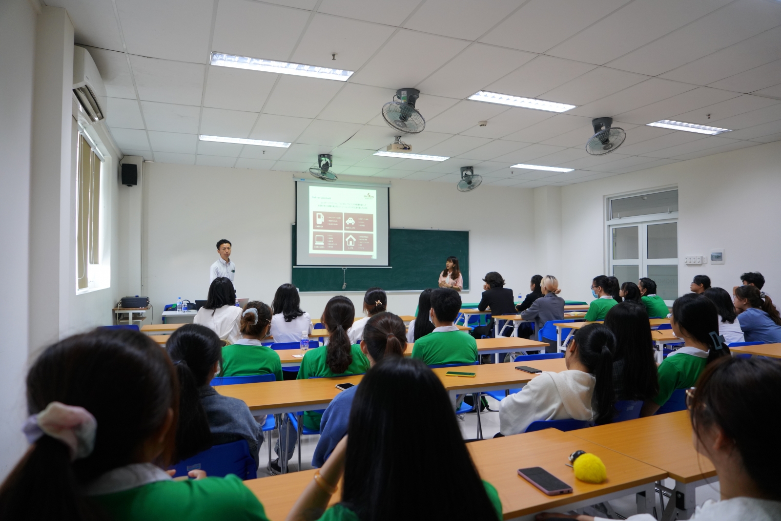 Sinh viên ngành Giáo dục mầm non được huấn luyện kỹ năng chuẩn Nhật Bản - Ảnh minh hoạ 2