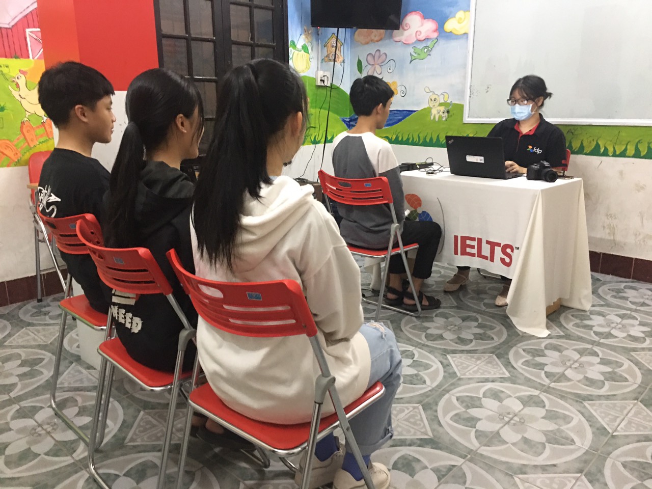 Quảng Bình: Lần đầu tiên tổ chức thi chứng chỉ tiếng Anh quốc tế IELTS