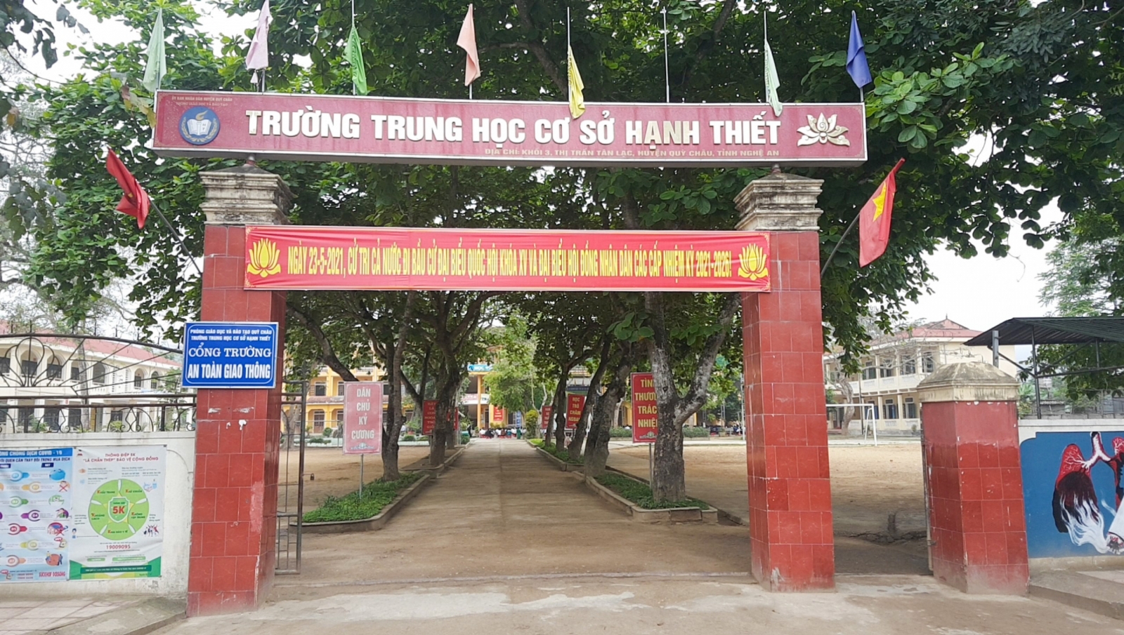 Truy tặng Bằng khen cho nam sinh người Thái quên mình cứu bạn