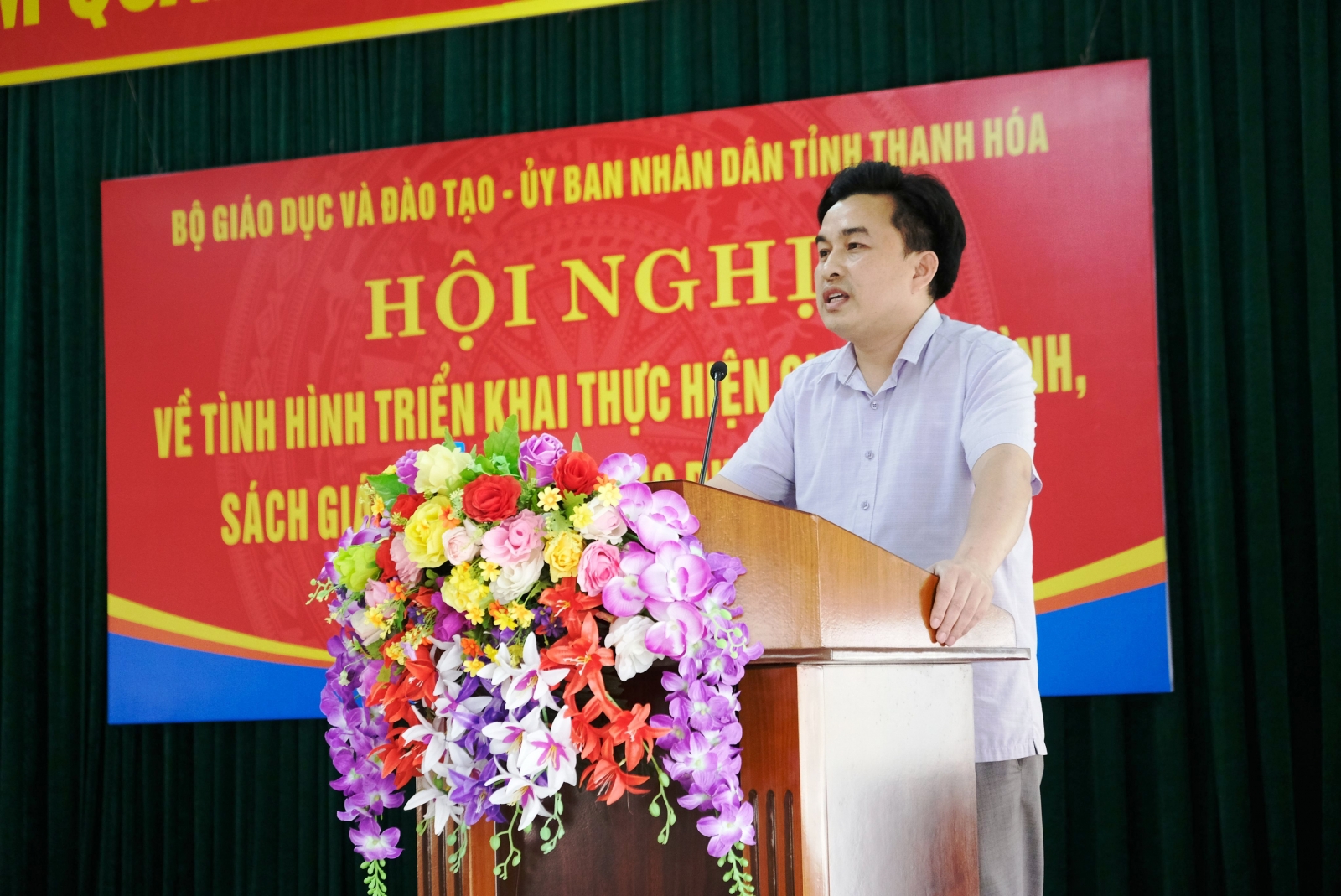 Thứ trưởng Nguyễn Hữu Độ: 