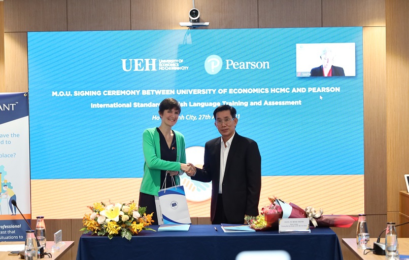 UEH hợp tác cùng Tập đoàn Pearson phát triển hệ sinh thái dạy và học tiếng Anh