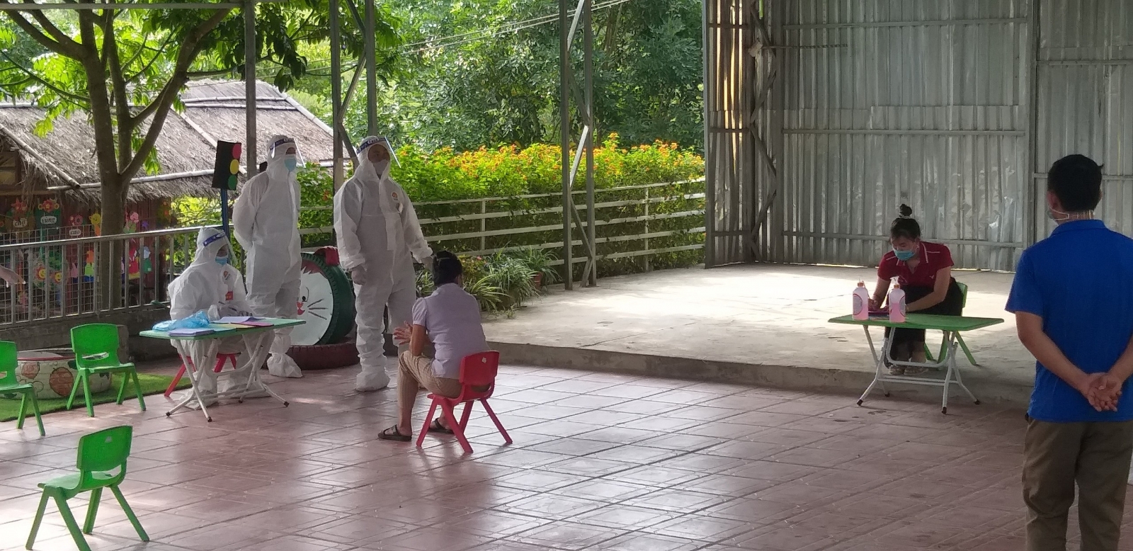 Bầu cử ở “tâm dịch” Si Pa Phìn: “Chúng tôi mong nhà giáo sẽ được quan tâm” - Ảnh minh hoạ 3