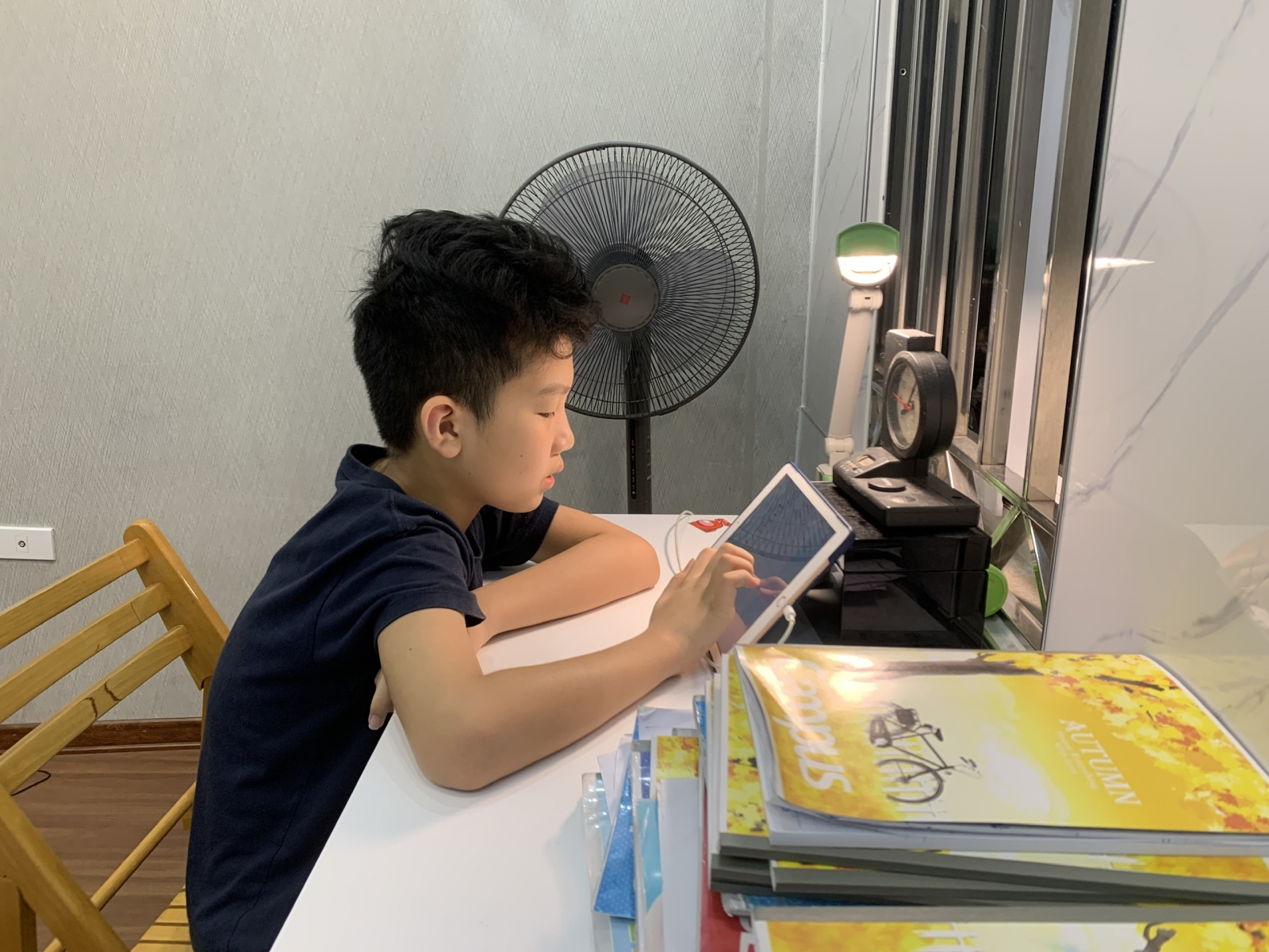 Hà Nội: 29.335 lượt học sinh Ba Đình làm bài khảo sát tiếng Anh trực tuyến - Ảnh minh hoạ 2