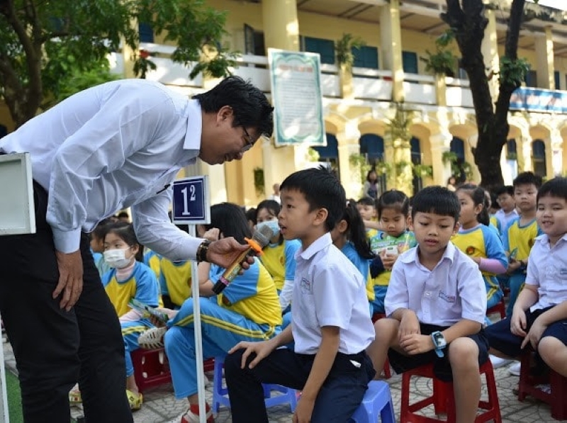 Tuyển sinh đầu cấp: Hạn chế tình trạng trường nóng, trường ngóng học sinh - Ảnh minh hoạ 2