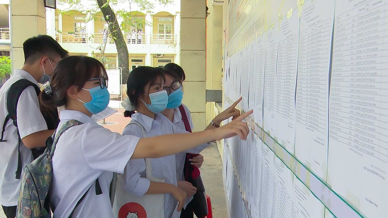 Tổ chức kỳ thi tuyển sinh vào lớp 10: An toàn phòng dịch đặt lên hàng đầu