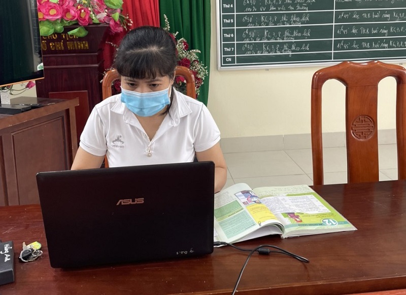 Thi vào lớp 10 THPT ở Bắc Ninh, Bắc Giang: Thầy trò ứng dụng công nghệ… vượt dịch