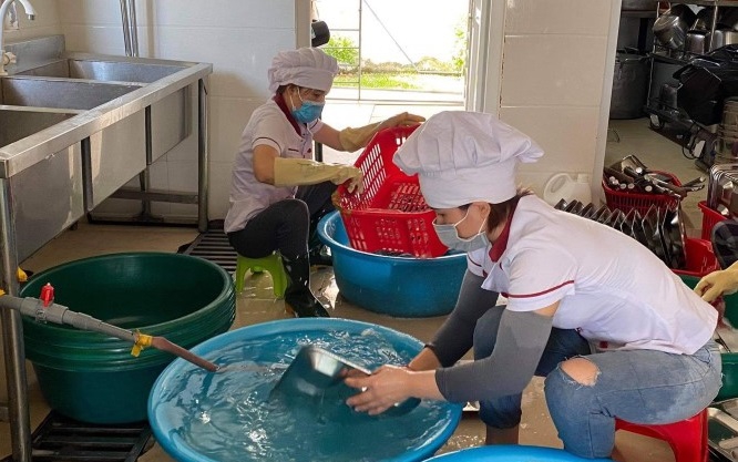 Hà Tĩnh: Trường học đón trò trở lại, kích hoạt phòng chống dịch