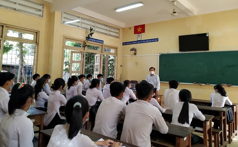 Ôn thi tốt nghiệp THPT giai đoạn nước rút: Nỗ lực từ vùng dịch - Ảnh minh hoạ 3