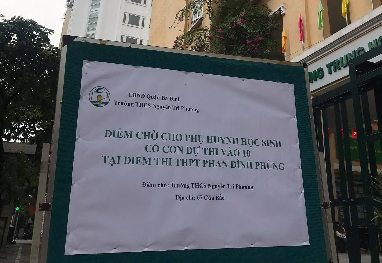 Hà Nội lập điểm chờ cho phụ huynh, điểm ăn nghỉ cho giáo viên kỳ thi vào lớp 10 - Ảnh minh hoạ 2