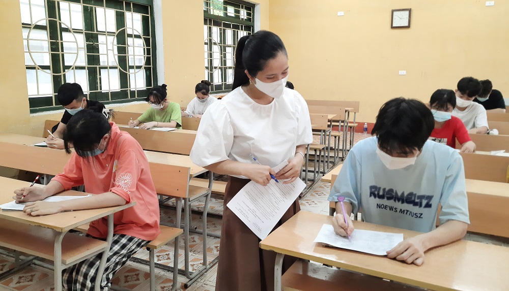 Thái Nguyên: Hai tuần cuối quý giá ôn tập trên lớp cho học sinh lớp 12