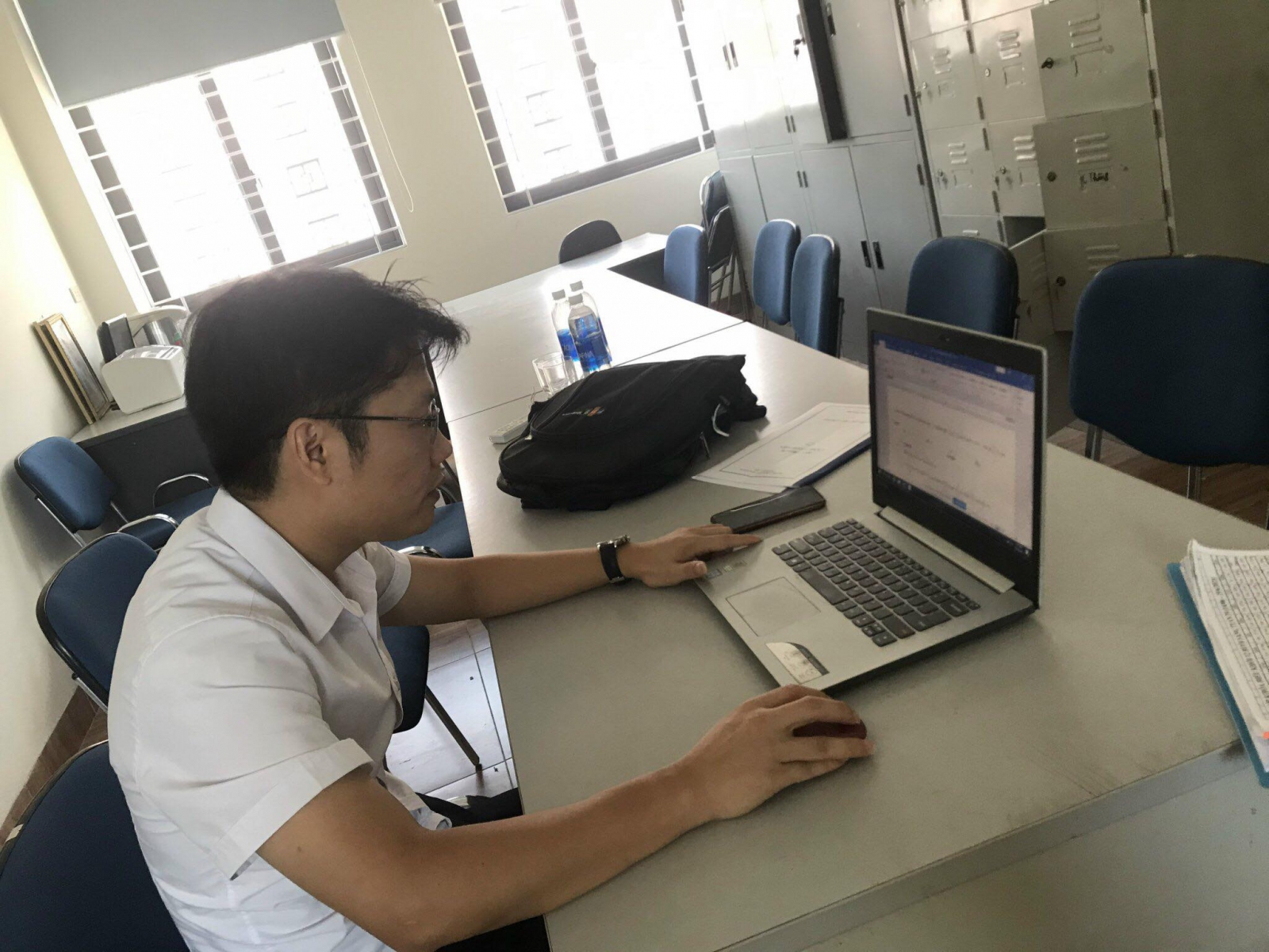 Kích hoạt khẩn ôn thi trực tuyến: Thầy trò Lào Cai không bỡ ngỡ