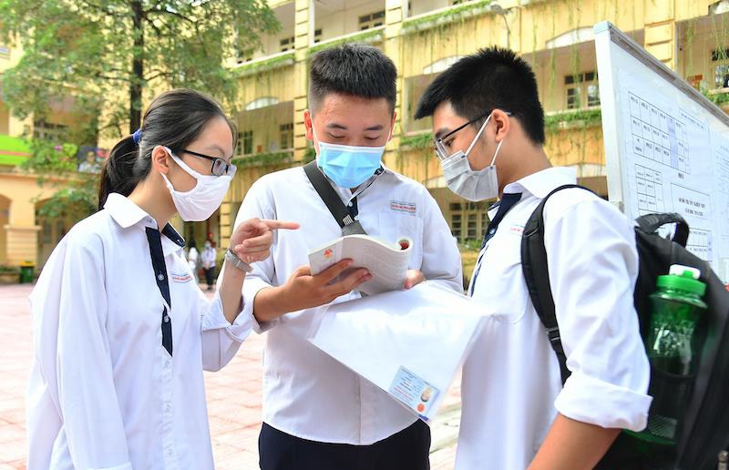 Hà Nội: Thêm học sinh lớp 12 bị ảnh hưởng bởi dịch Covid-19
