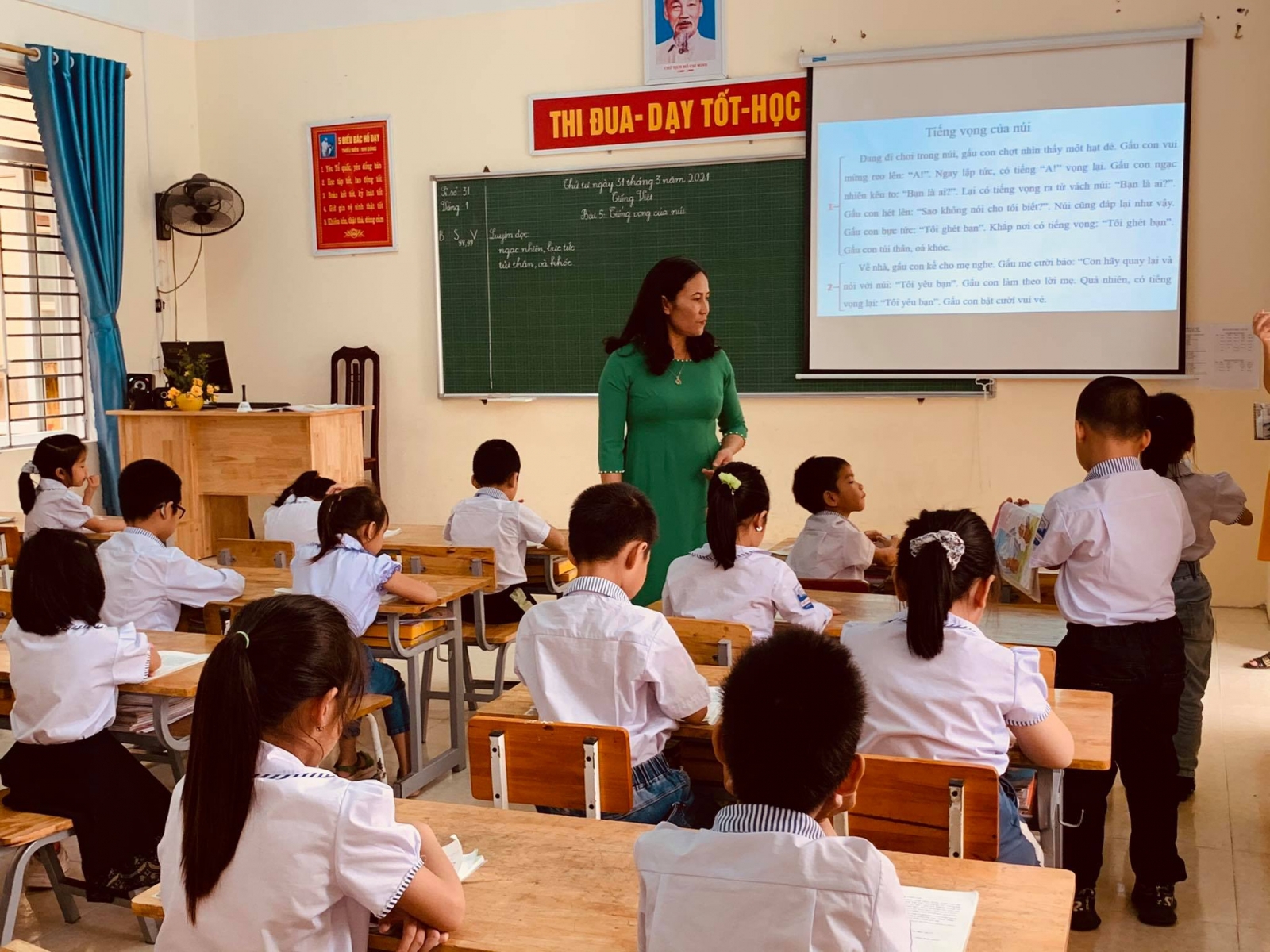 Ninh Bình dự kiến giữ ổn định mức học phí các cấp học năm học 2021- 2022