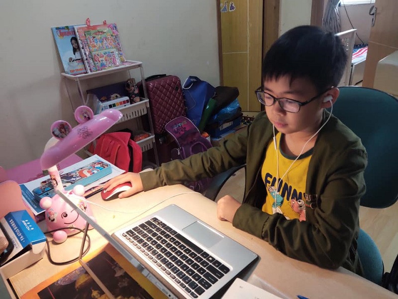 Giúp trẻ học online hiệu quả