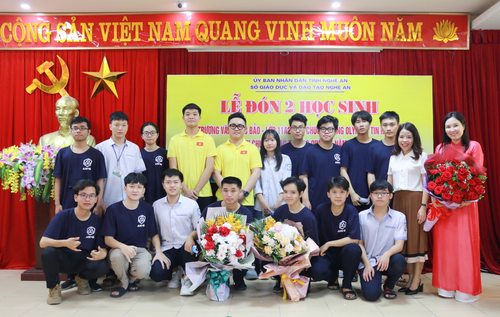 Nghệ An khen thưởng 2 học sinh đạt thành tích cao tại Olympic Tin học quốc tế - Ảnh minh hoạ 6