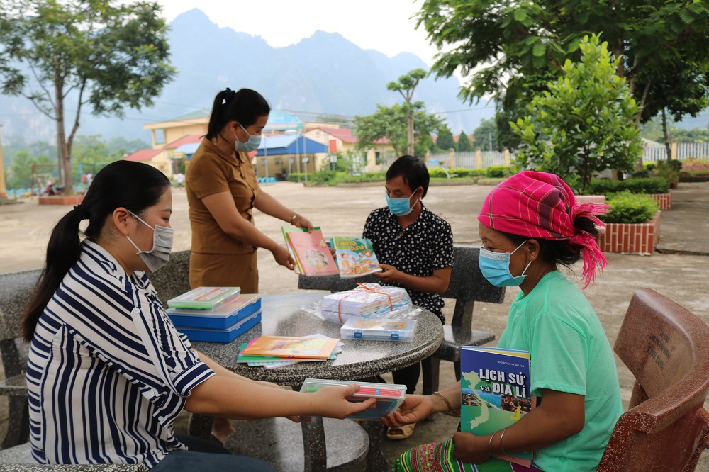 Thái Nguyên: Chủ động chuẩn bị sách giáo khoa mới trước thềm năm học - Ảnh minh hoạ 3