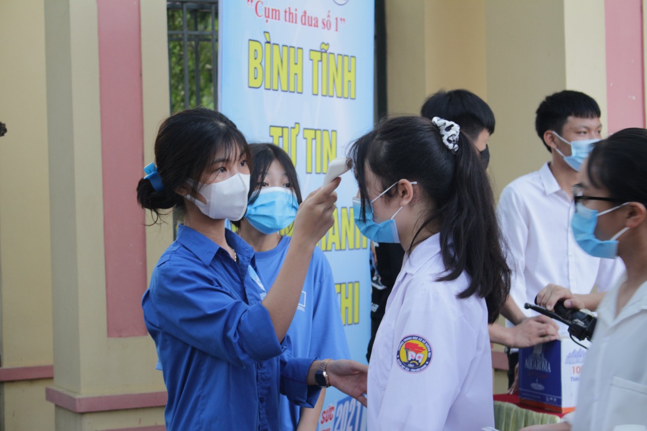 Kỳ thi vào lớp 10 tại Bắc Giang kết thúc an toàn, nghiêm túc - Ảnh minh hoạ 2