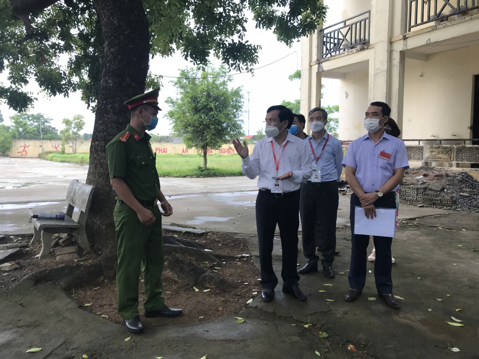 Cục trưởng Mai Văn Trinh kiểm tra công tác thi tại Ninh Bình - Ảnh minh hoạ 4