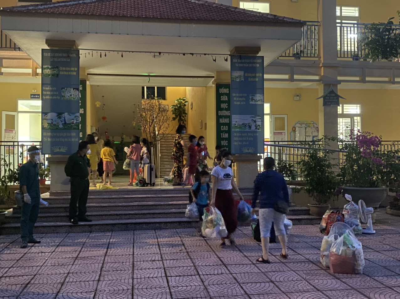Hơn 70 học sinh và giáo viên ở Bắc Ninh hoàn thành cách ly