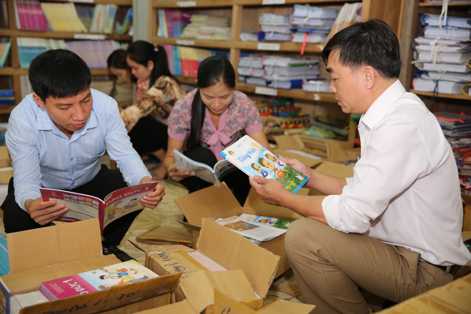 Vùng biên Nghệ An không để học trò thiếu sách giáo khoa - Ảnh minh hoạ 3