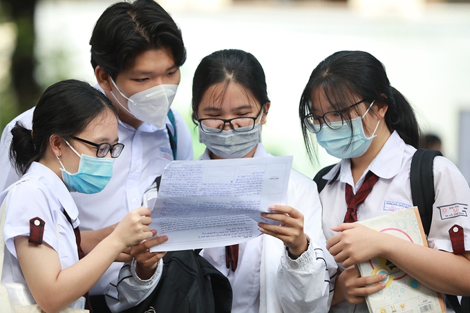 Đại học Quốc gia Hà Nội thông báo "điểm sàn"