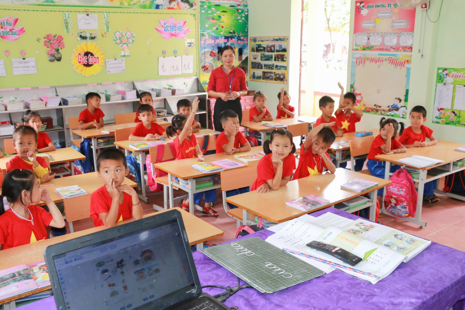 Vùng biên Nghệ An không để học trò thiếu sách giáo khoa - Ảnh minh hoạ 5