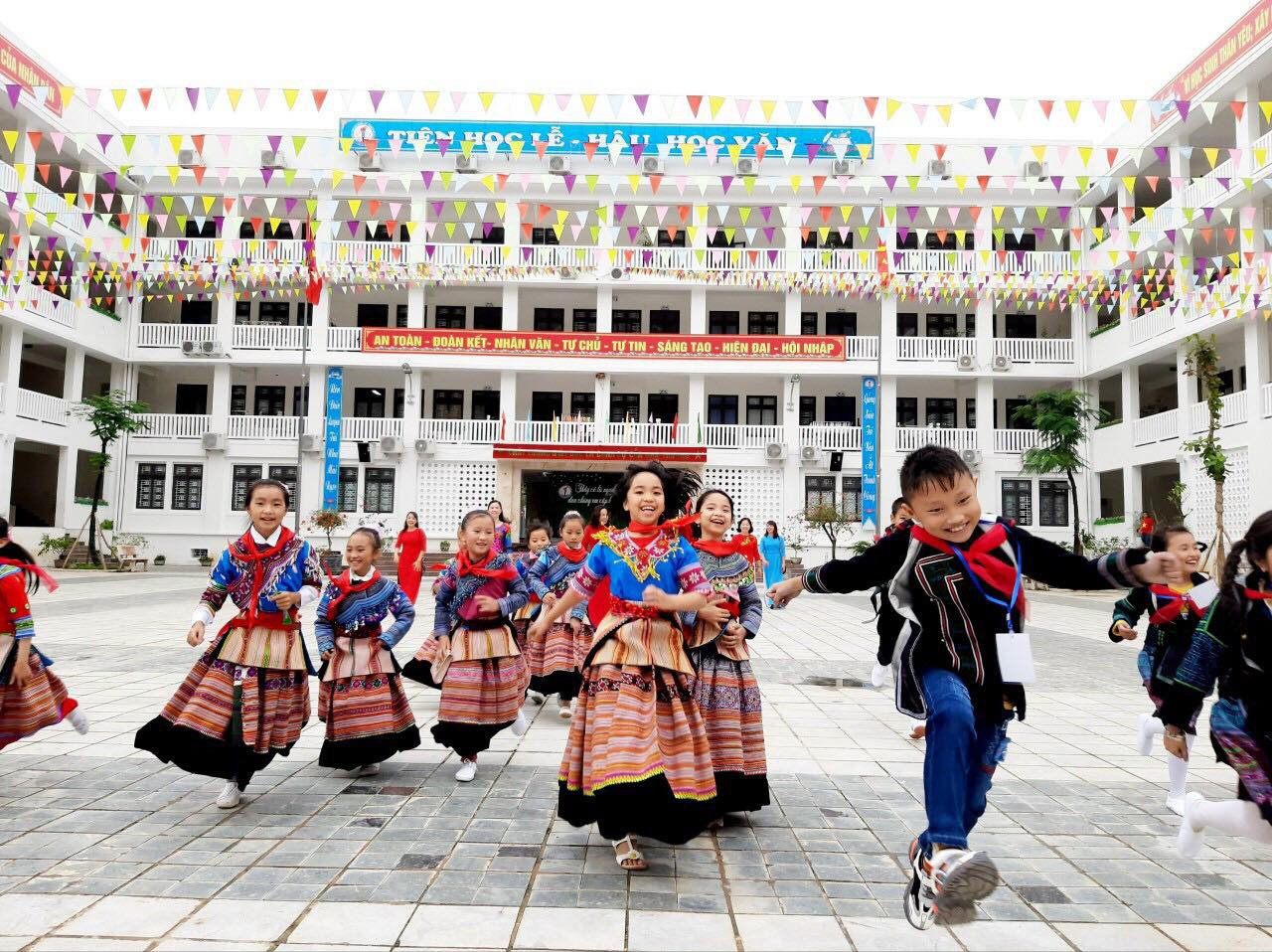 Chủ tịch UBND tỉnh Lào Cai: Năm học đạt nhiều kết quả nổi bật - Ảnh minh hoạ 2