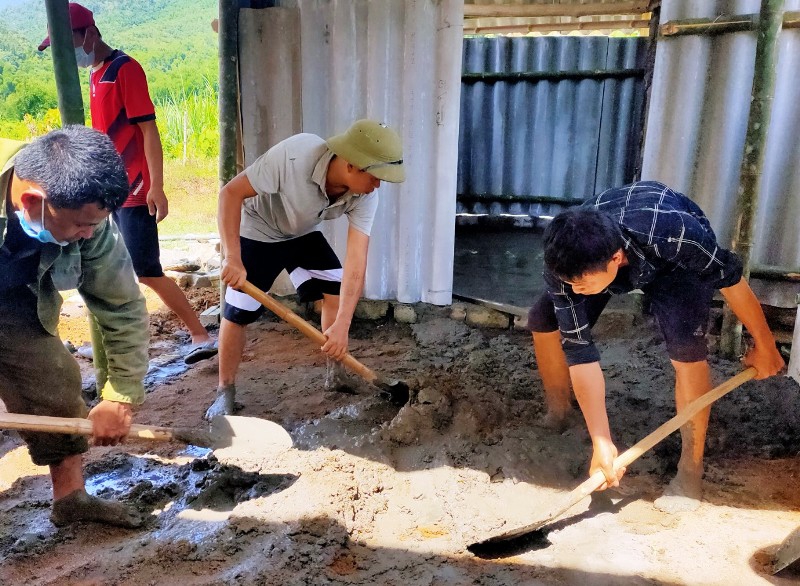 Thanh Hóa: Phụ huynh góp sức dựng bếp ăn bán trú cho trẻ mầm non - Ảnh minh hoạ 8