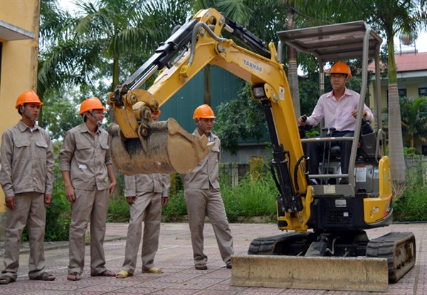 Tuyển sinh tại các trường chuyên nghiệp tại Điện Biên: Tự tìm cách… cứu mình