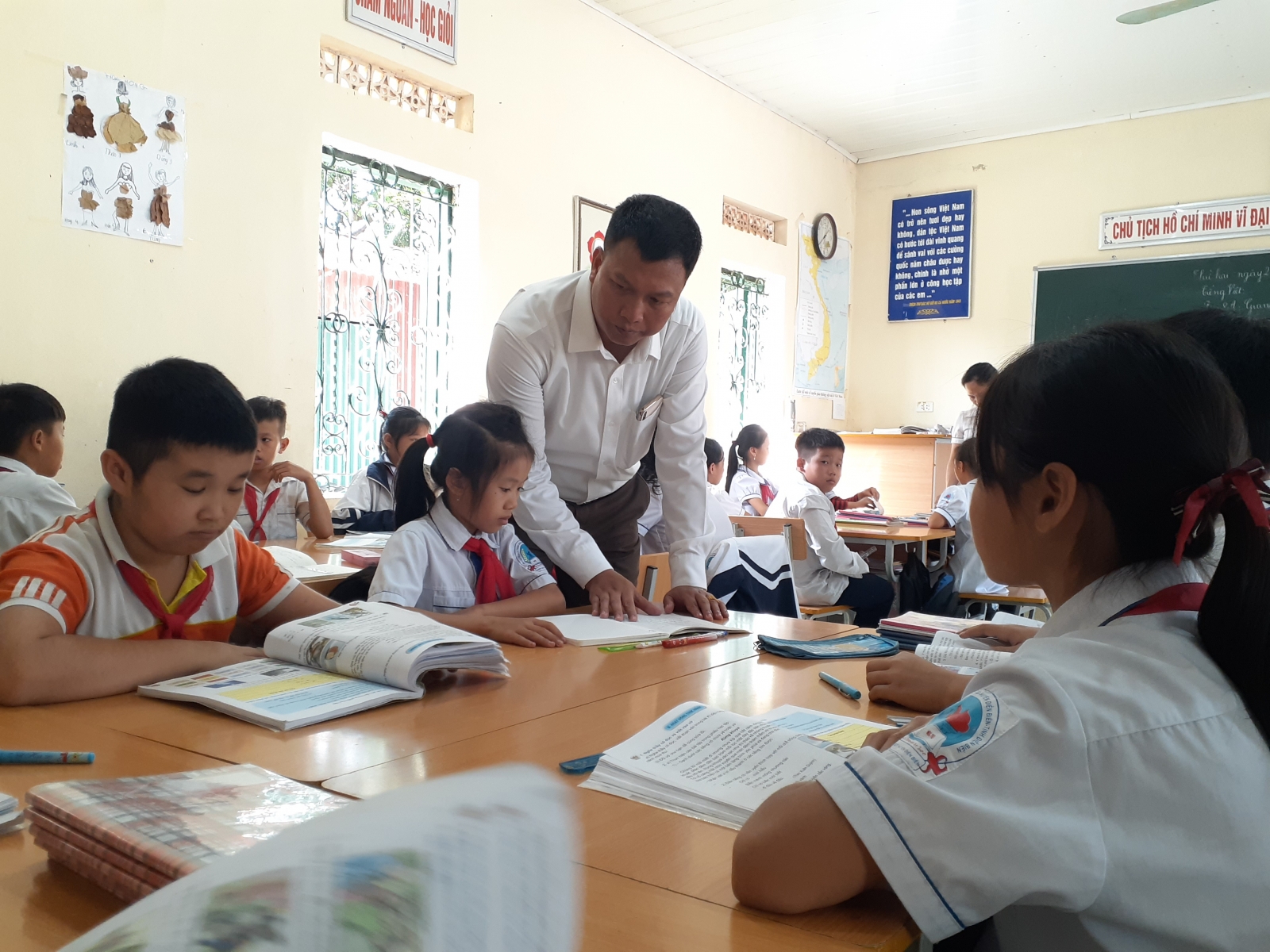 Chương trình GDPT mới ở Điện Biên: Tất cả đều phải “đổi mới” để phù hợp - Ảnh minh hoạ 2