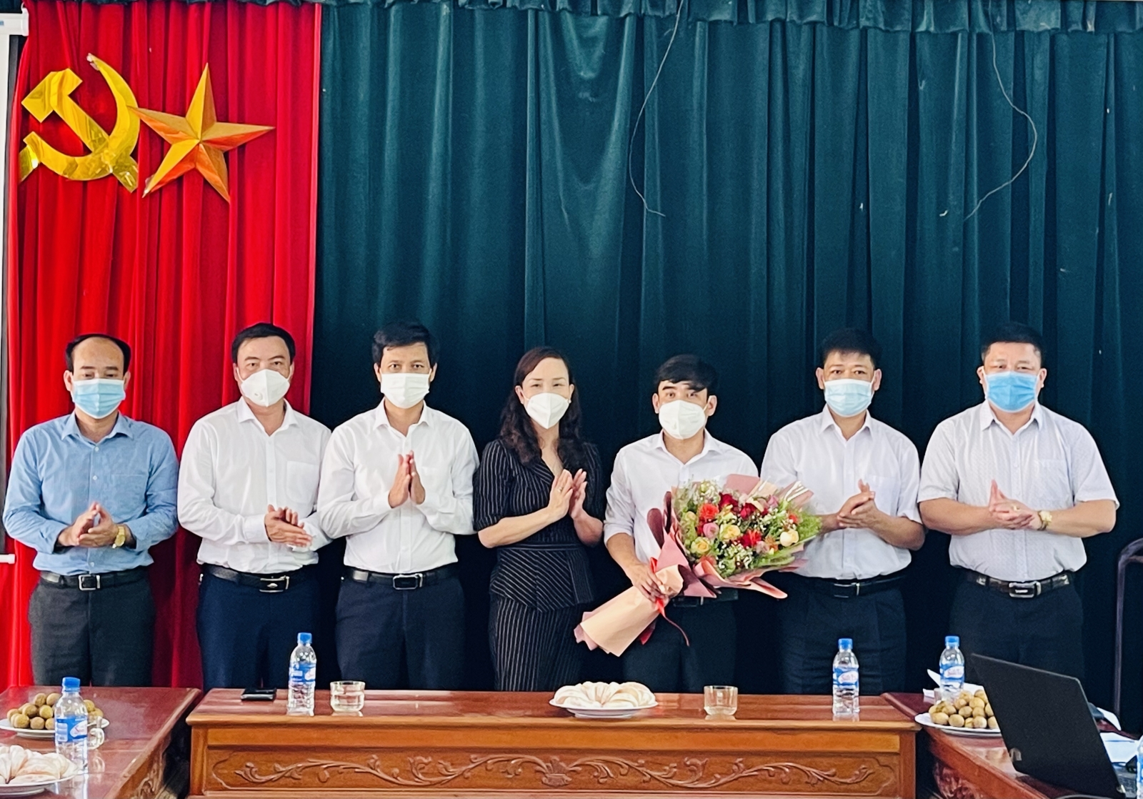 Hà Tĩnh: Lãnh đạo tỉnh tặng quà học sinh tại làng trẻ SOS nhân dịp khai giảng năm học mới - Ảnh minh hoạ 3