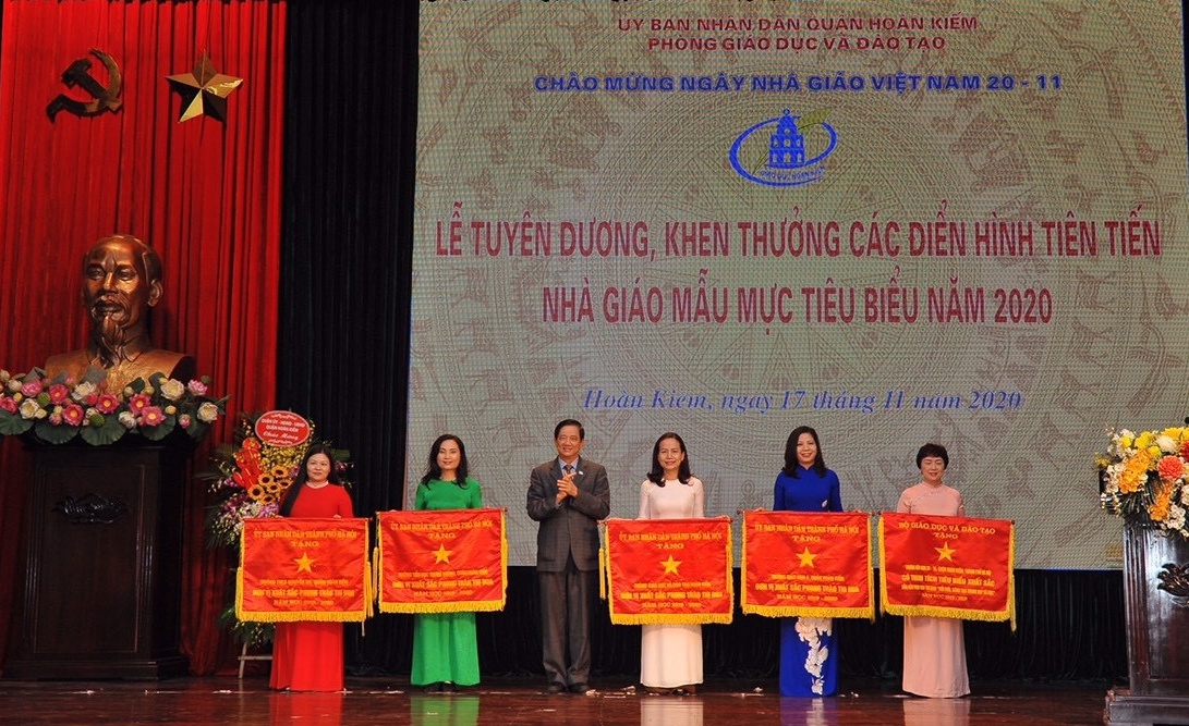 Kinh nghiệm từ quận nội thành duy nhất của Hà Nội giải được bài toán sĩ số - Ảnh minh hoạ 8