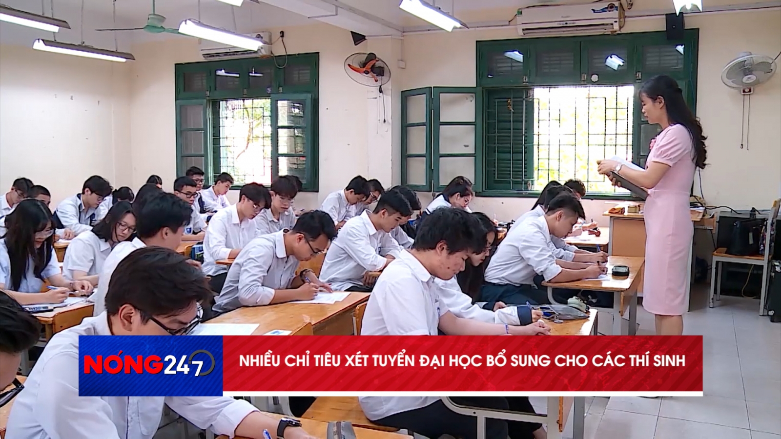 NÓNG 247 | Nhiều chỉ tiêu xét tuyển đại học bổ sung cho các thí sinh