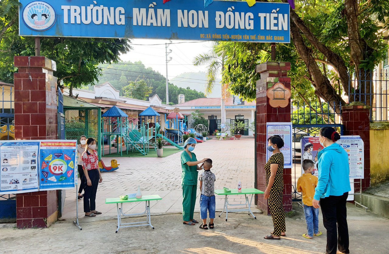 Hình ảnh học sinh Bắc Giang hào hứng trong buổi học đầu tiên - Ảnh minh hoạ 8