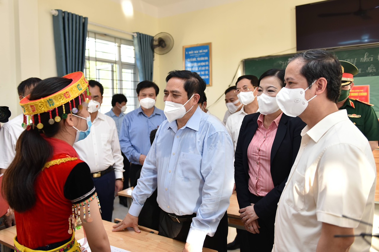 Thủ tướng Phạm  Minh Chính: Nỗ lực bảo đảm công bằng xã hội trong giáo dục