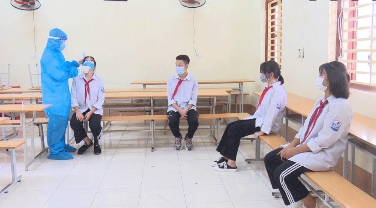 Phú Thọ: 45 học sinh Trường THCS Chu Hóa nghi nhiễm SARS-CoV-2