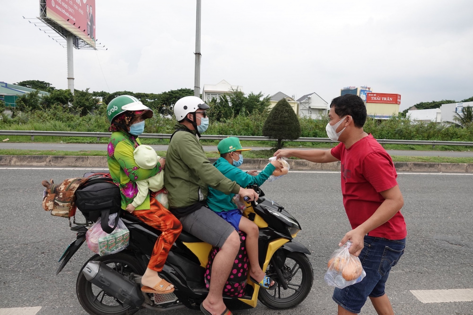 Đồng bằng sông Cửu Long: Học sinh theo cha mẹ về quê được hỗ trợ nhập học tại địa phương