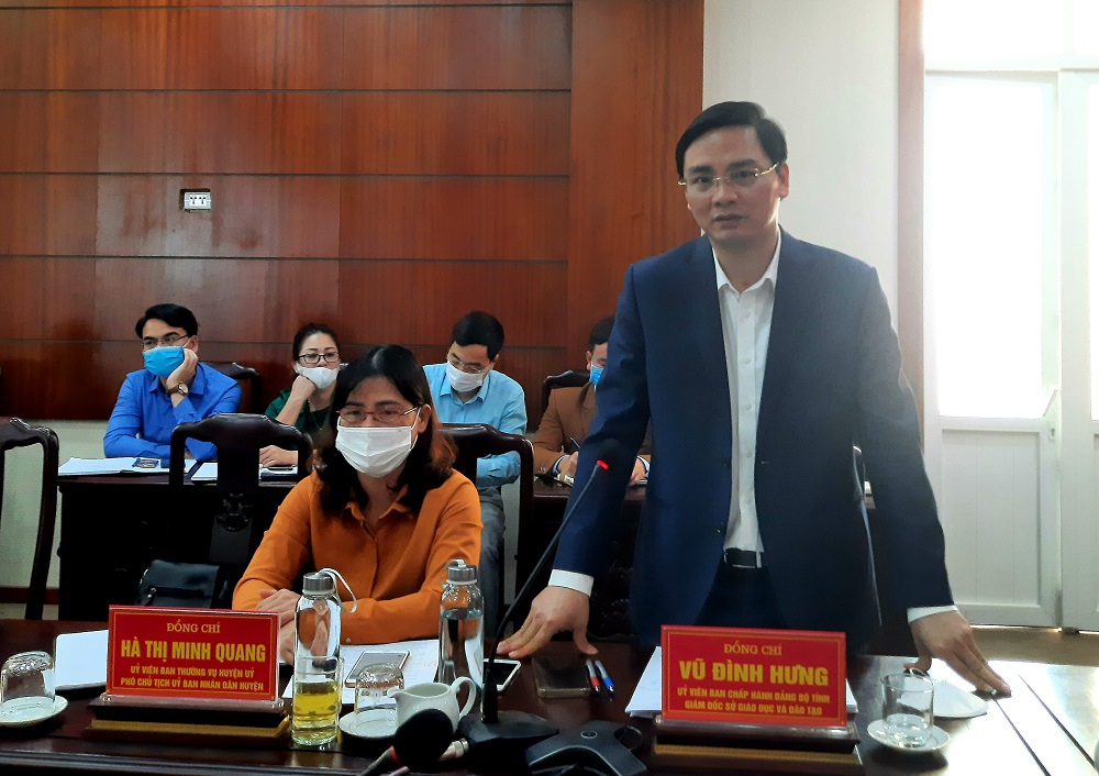 Thứ trưởng Nguyễn Hữu Độ làm việc với ngành Giáo dục Tuyên Quang - Ảnh minh hoạ 4