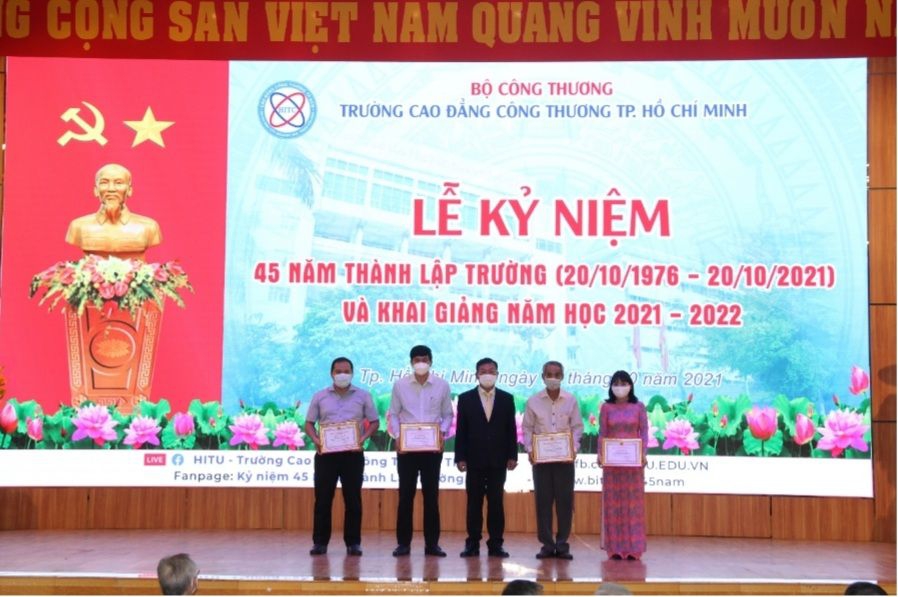 Trường Cao đẳng Công thương TP.HCM kỷ niệm 45 năm thành lập và khai giảng trực tuyến