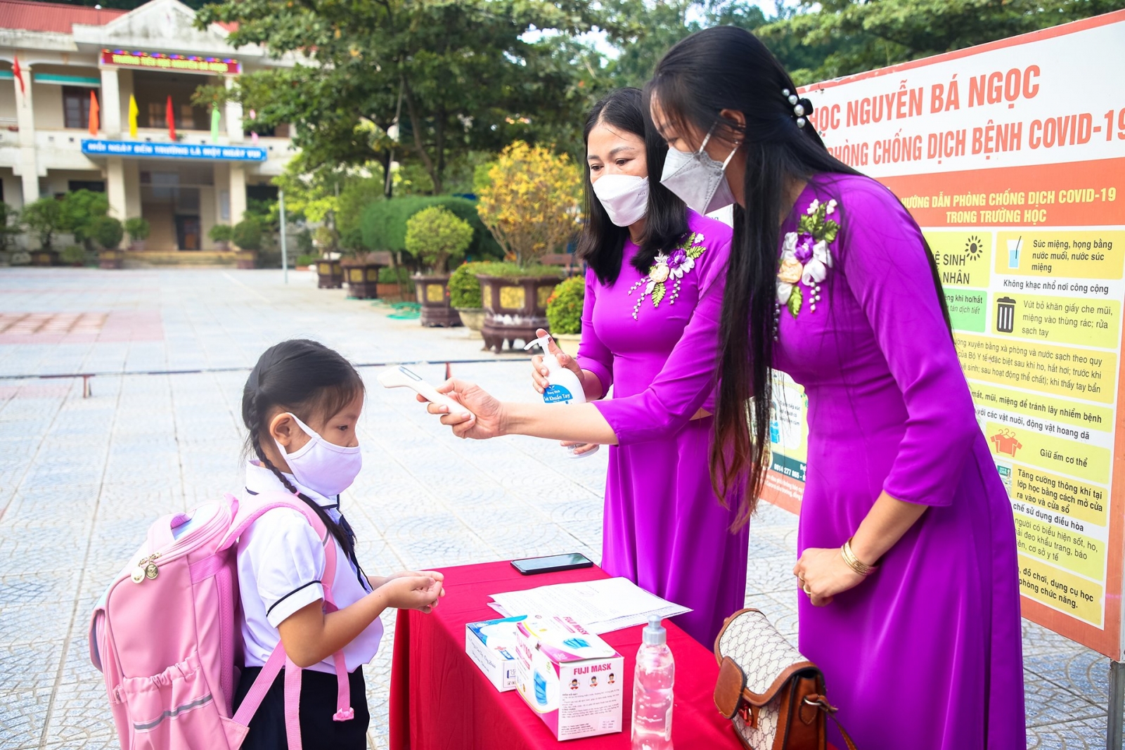 Hơn 10.000 học sinh TP Đông Hà trở lại trường