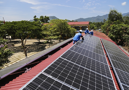 Bắc Ninh: Thí điểm năng lượng mặt trời áp mái tại trường học