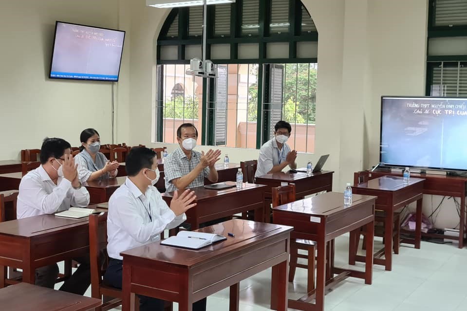 Tiền Giang: Triển khai học trực tuyến trên MyTV tại trường THPT