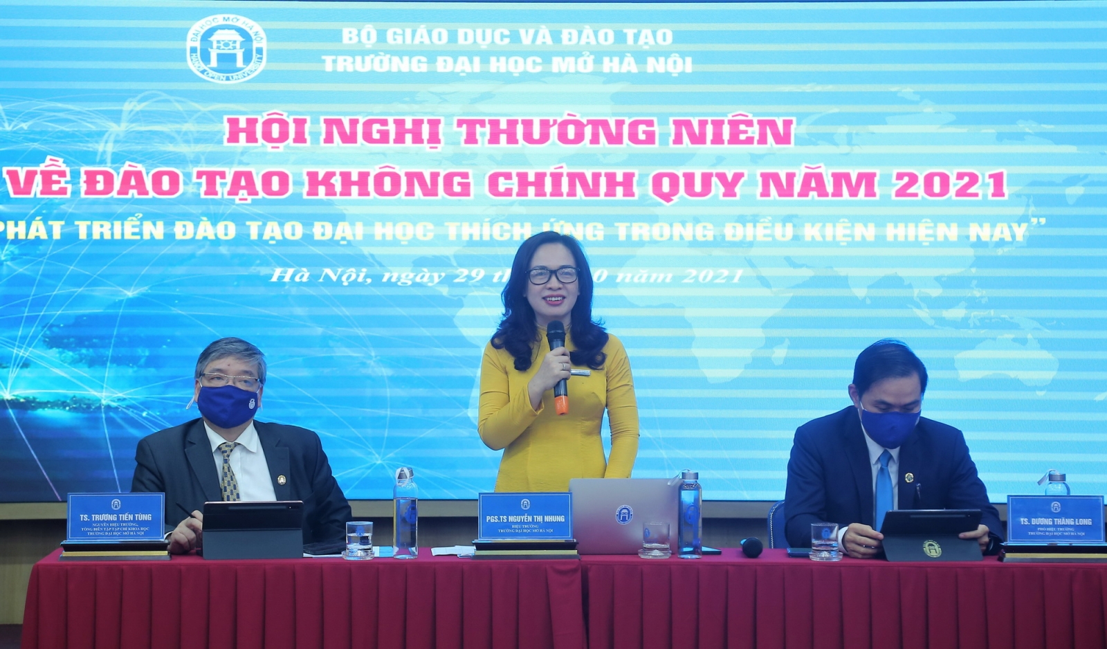 Diễn đàn phát triển đào tạo đại học thích ứng trong điều kiện hiện nay